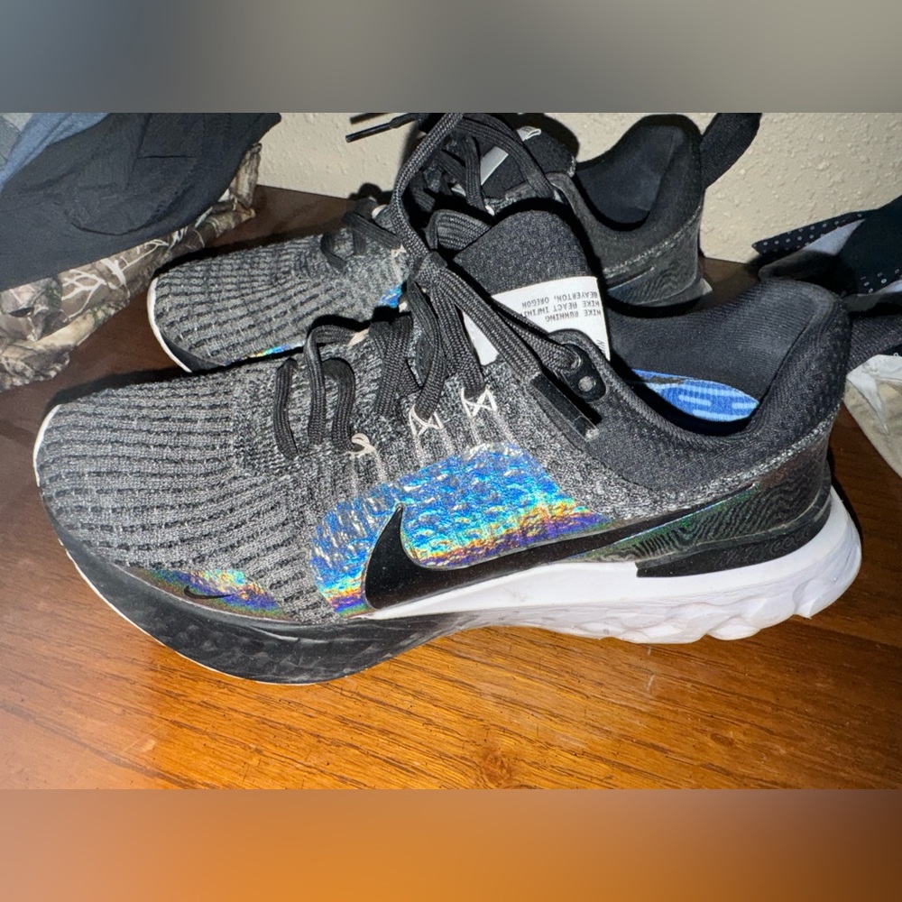 Used Nike Infinity React 3 Premium Women's Road Running Shoes
Size 9.5
